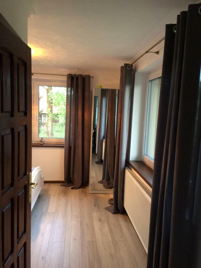 Apartamenty i pokoje u Staszelów Poronin Exterior foto
